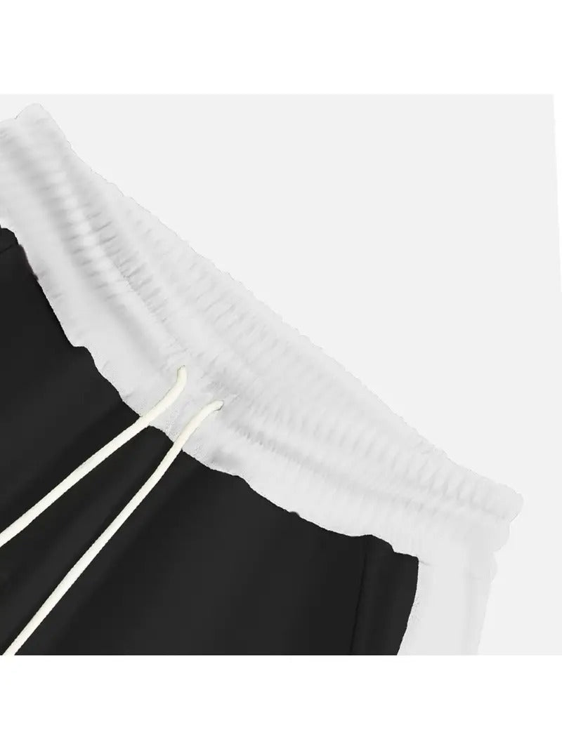 winter trouser Close-up of a black and white outfit with a white drawstring.
